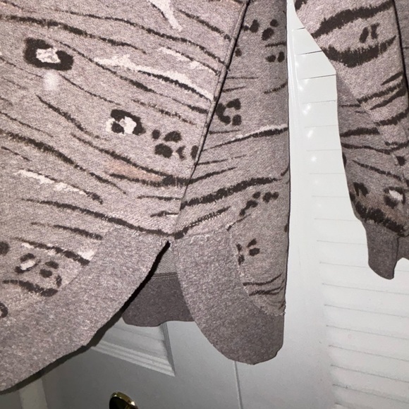 Democracy tiger print stripe top - Picture 7 of 11